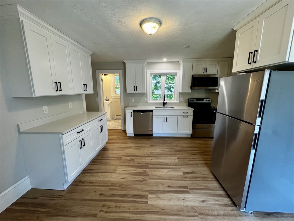 37 Oakes Ave, Southbridge, MA Photo #14