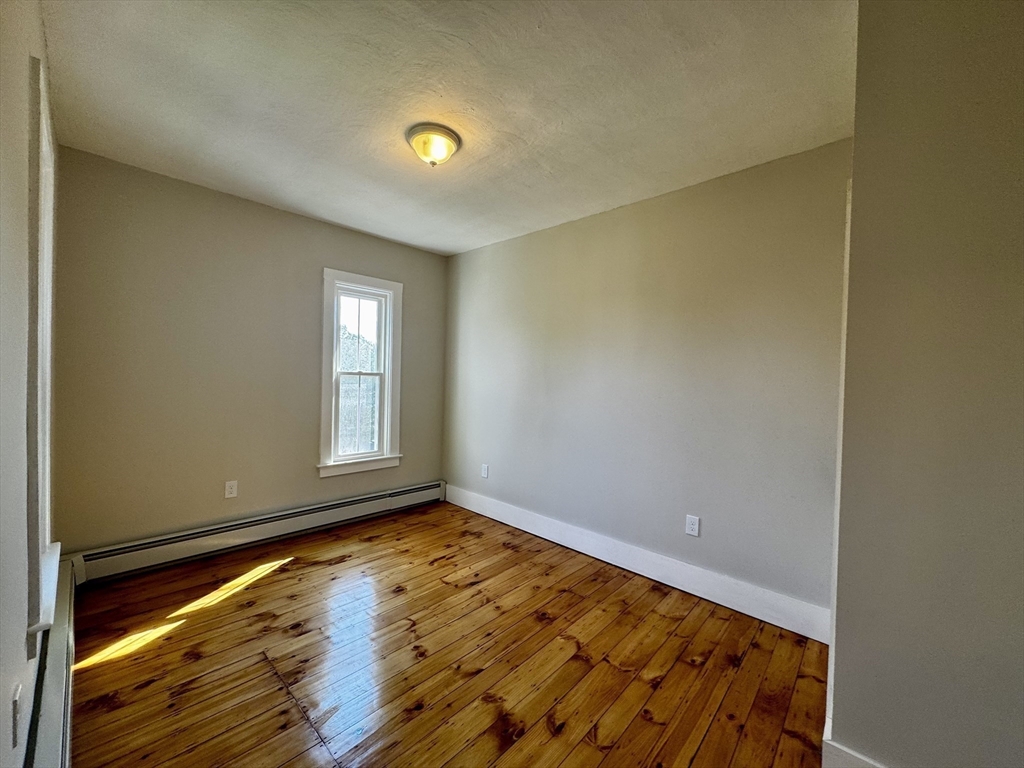 37 Oakes Ave, Southbridge, MA Photo #35