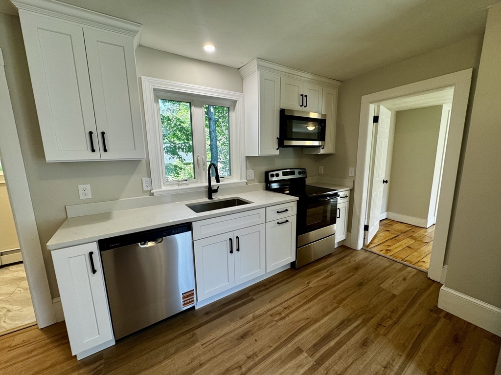 37 Oakes Ave, Southbridge, MA Photo #16