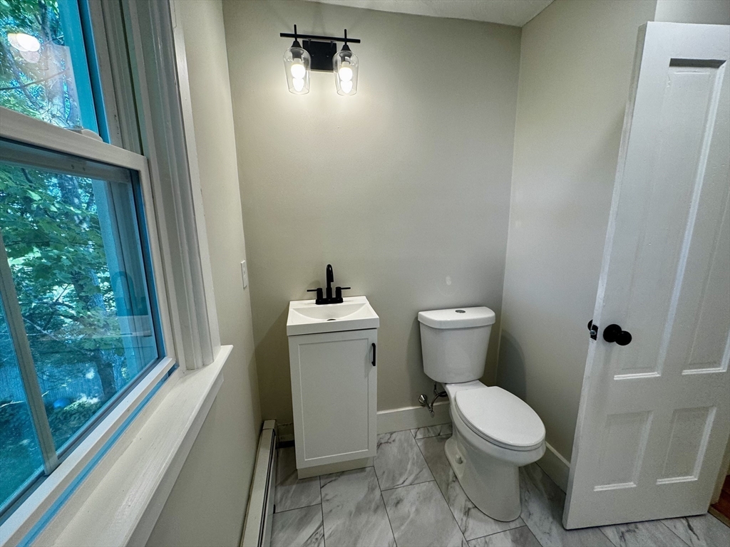 37 Oakes Ave, Southbridge, MA Photo #33