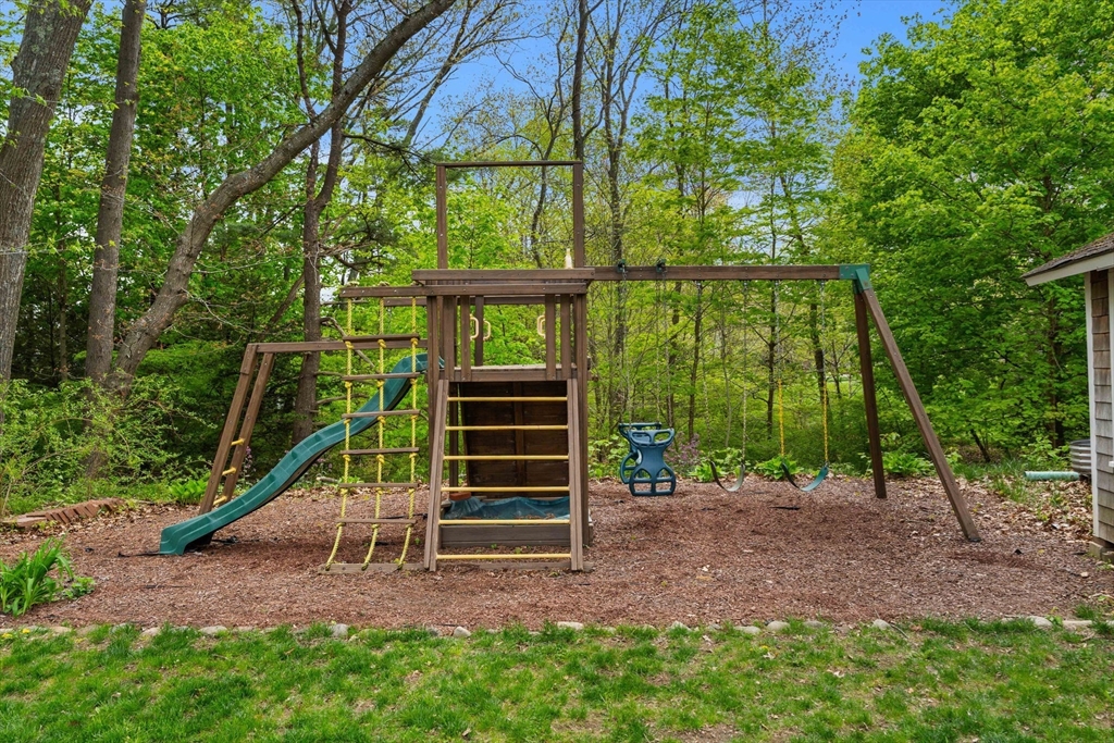 40 Lake Dr, Hamilton, MA, 40 Lake Dr, Hamilton, MA Photo #36
