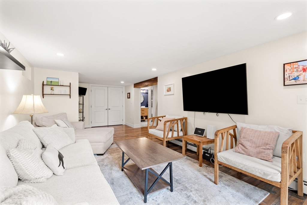 40 Lake Dr, Hamilton, MA, 40 Lake Dr, Hamilton, MA Photo #30
