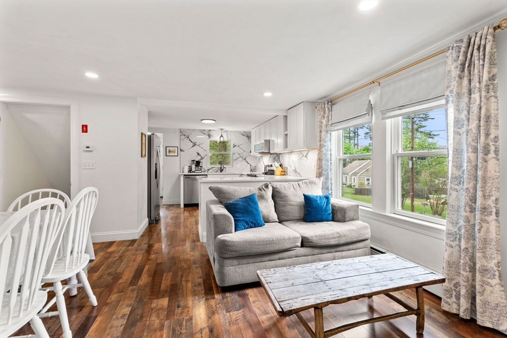 40 Lake Dr, Hamilton, MA, 40 Lake Dr, Hamilton, MA Photo #12