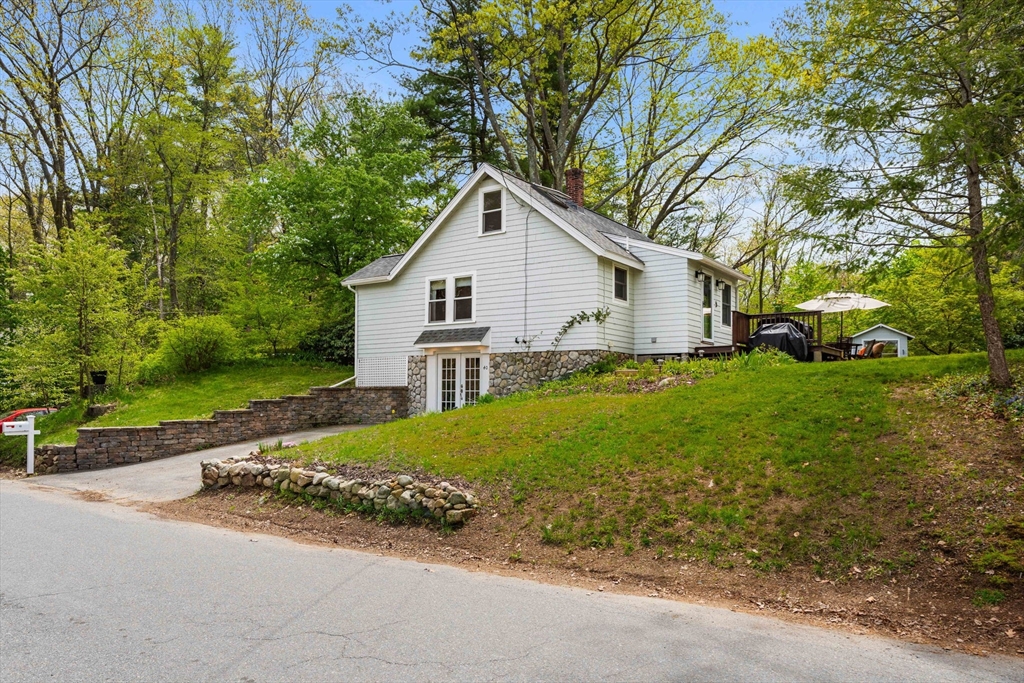 40 Lake Dr, Hamilton, MA, 40 Lake Dr, Hamilton, MA Photo #1