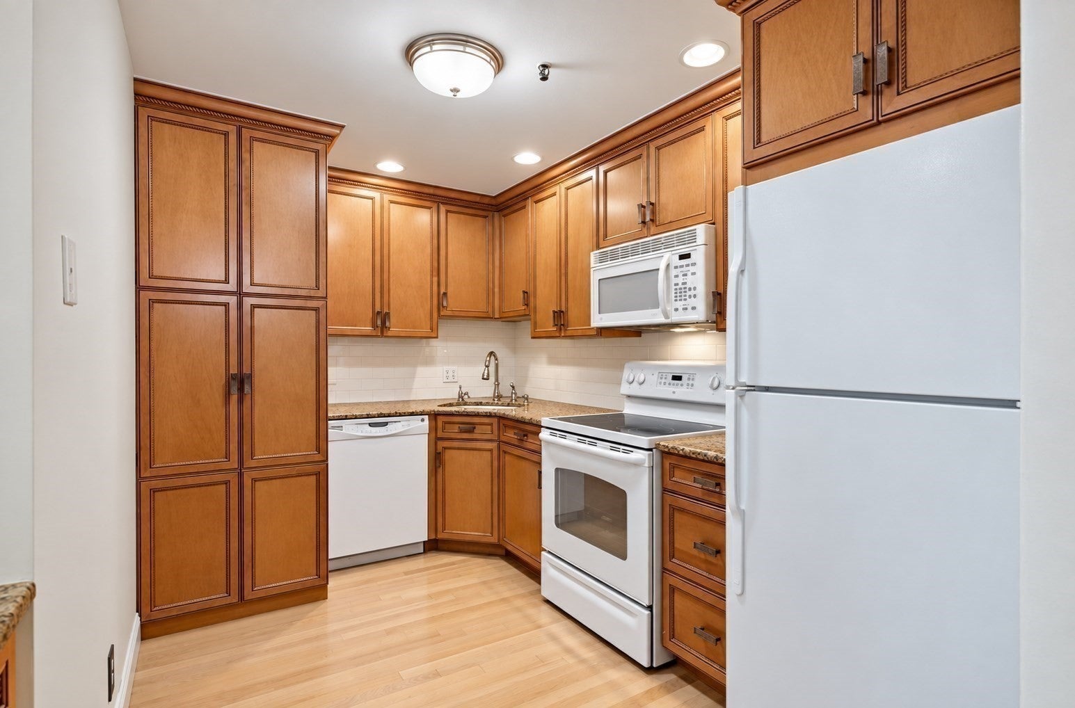 510 Revere Beach Blvd #104, Revere, MA Photo #9