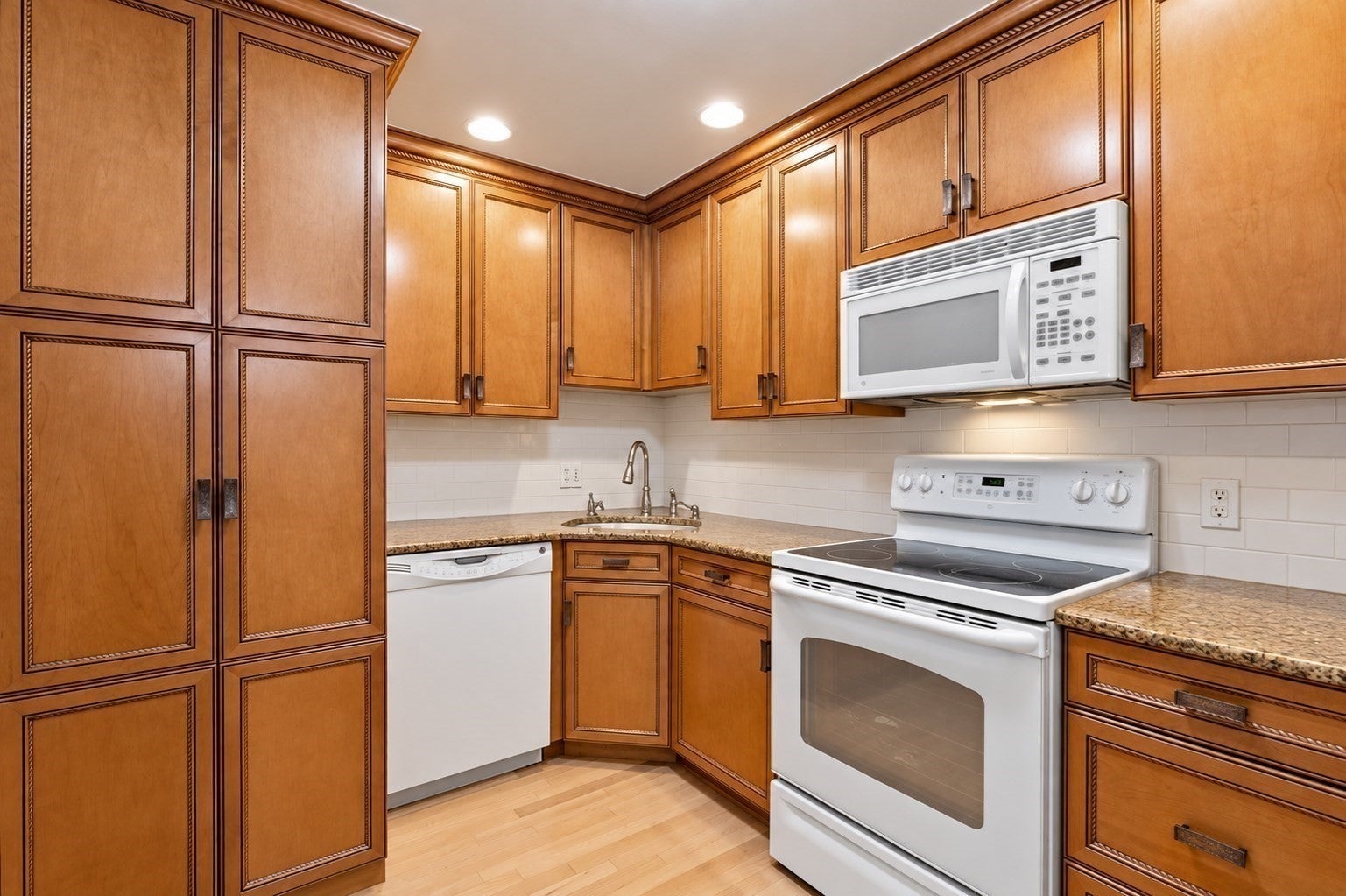 510 Revere Beach Blvd #104, Revere, MA Photo #10
