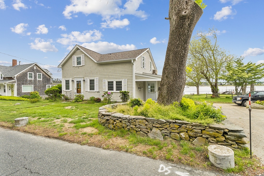 650 Pearse Rd
