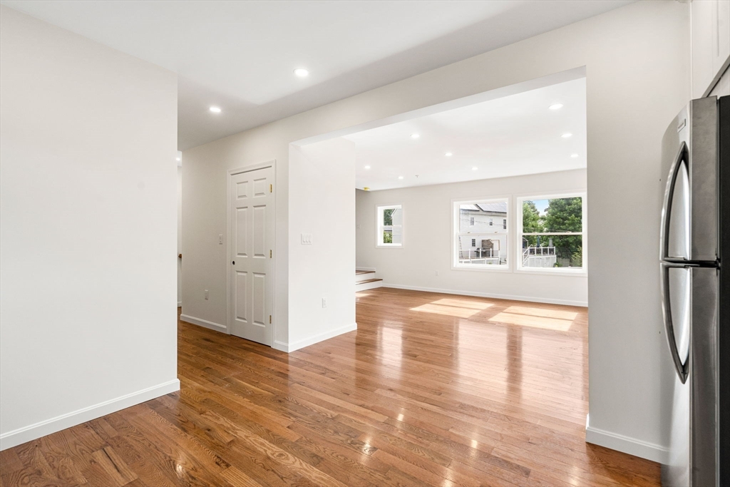 10 Newburg Street 10