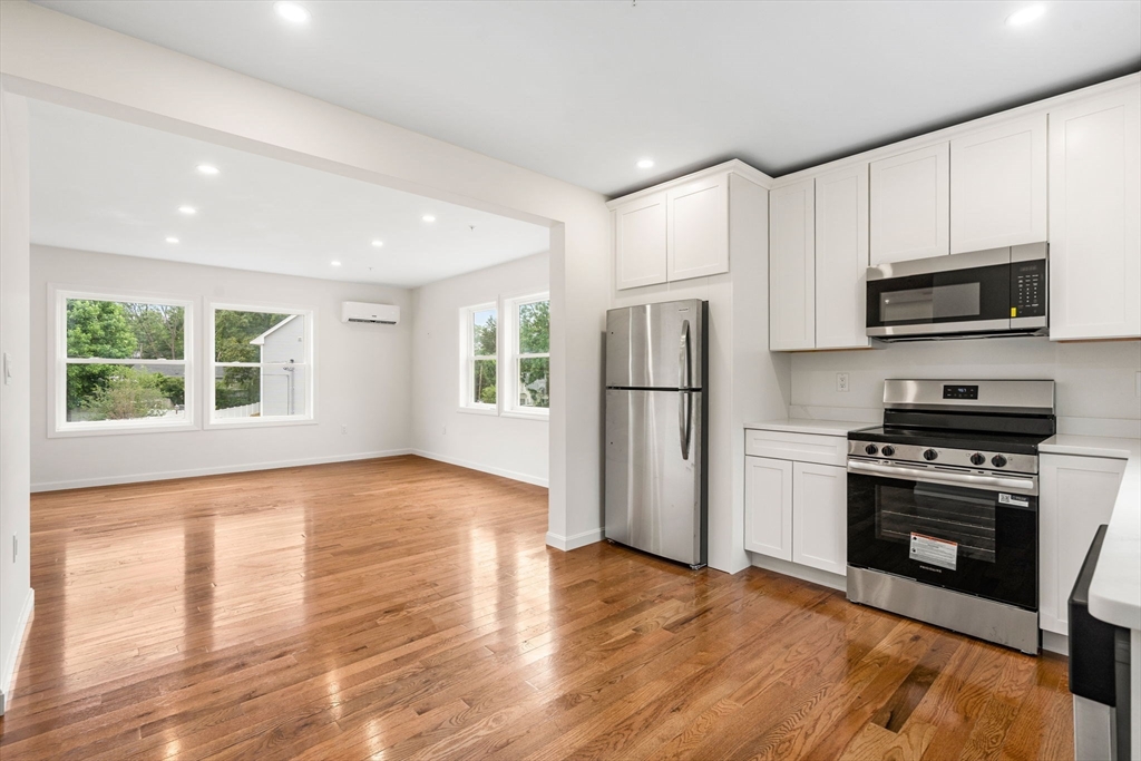 10 Newburg Street 10