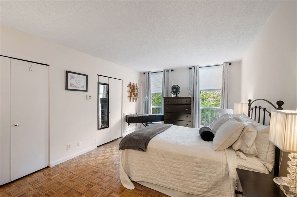33 Pond Ave #409, Brookline, MA Photo #15