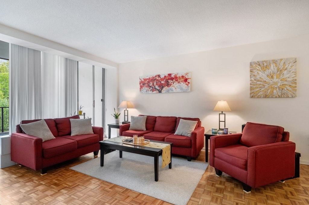 33 Pond Ave #409, Brookline, MA Photo #1