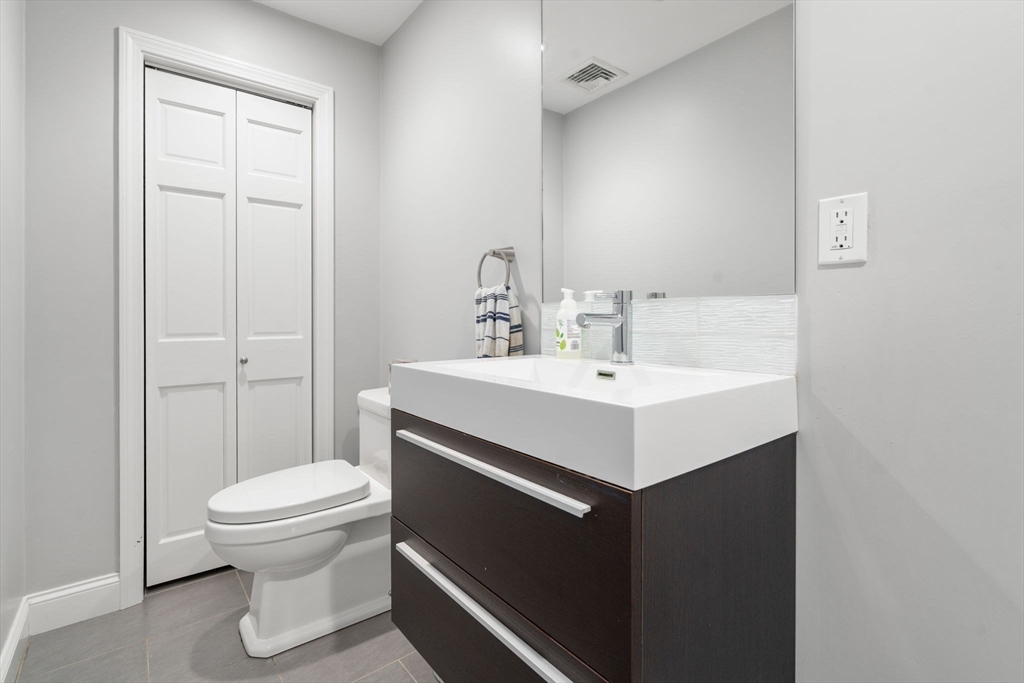 13 Pinecrest Road, Andover, MA Photo #15