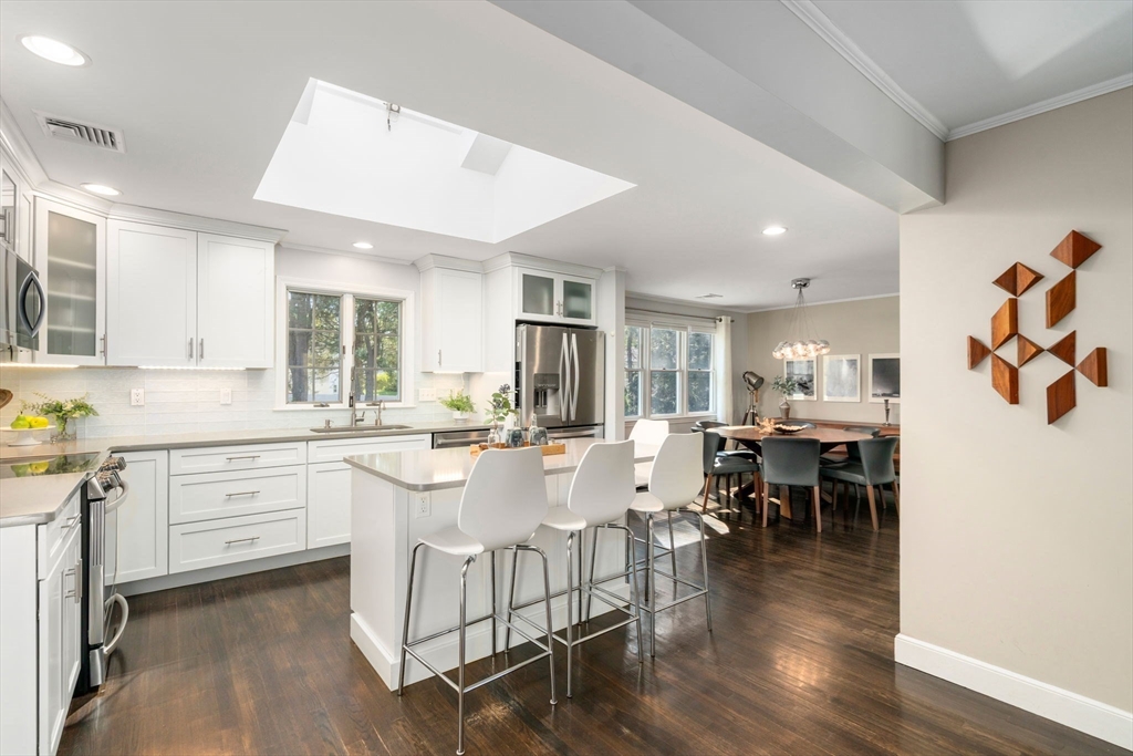 13 Pinecrest Road, Andover, MA Photo #6