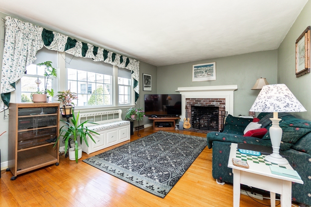 16 Birch Road