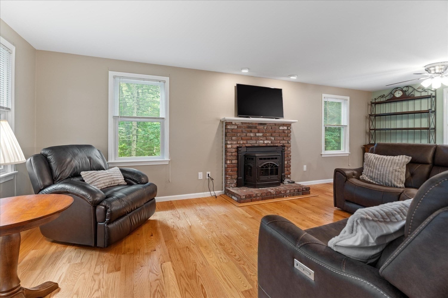 32 Maple St, Norfolk, MA, 32 Maple St, Norfolk, MA Photo #10