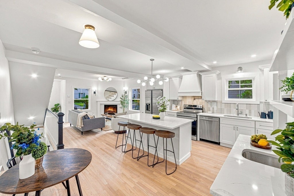 18 Jefferson Rd #A, Wakefield, MA, 18 Jefferson Rd #A, Wakefield, MA Photo #7