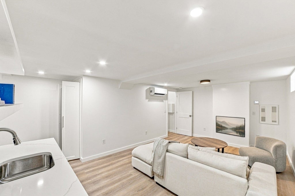 18 Jefferson Rd #A, Wakefield, MA, 18 Jefferson Rd #A, Wakefield, MA Photo #13