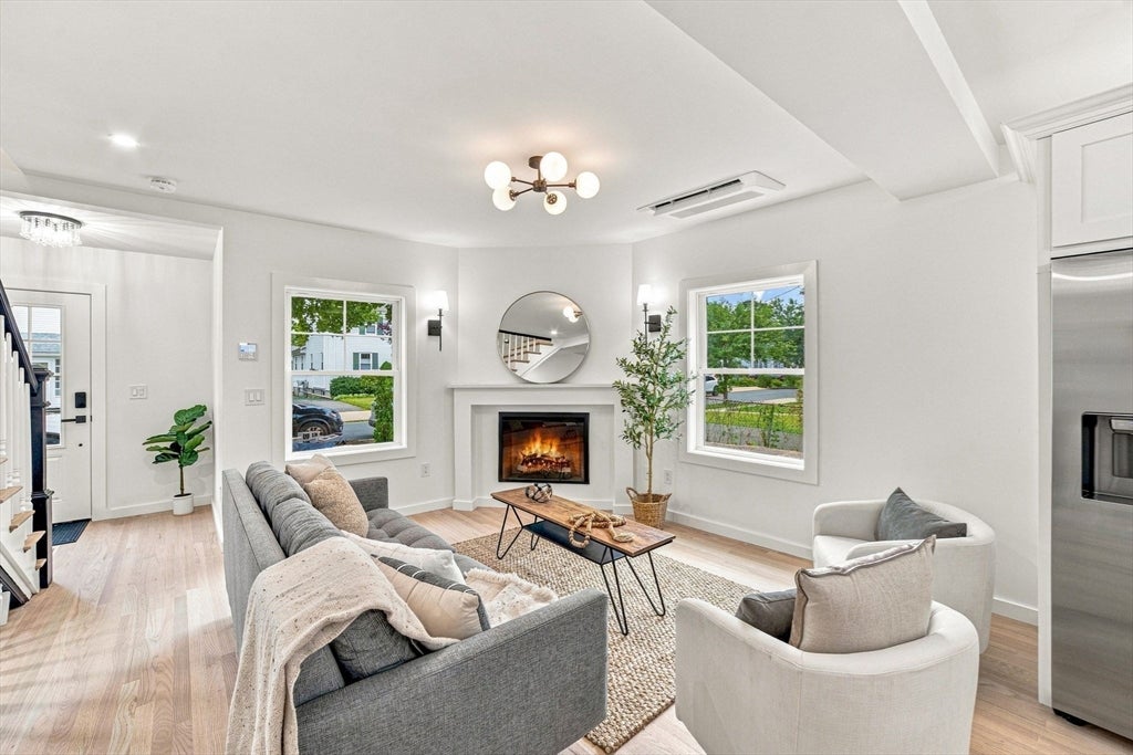 18 Jefferson Rd #A, Wakefield, MA, 18 Jefferson Rd #A, Wakefield, MA Photo #4