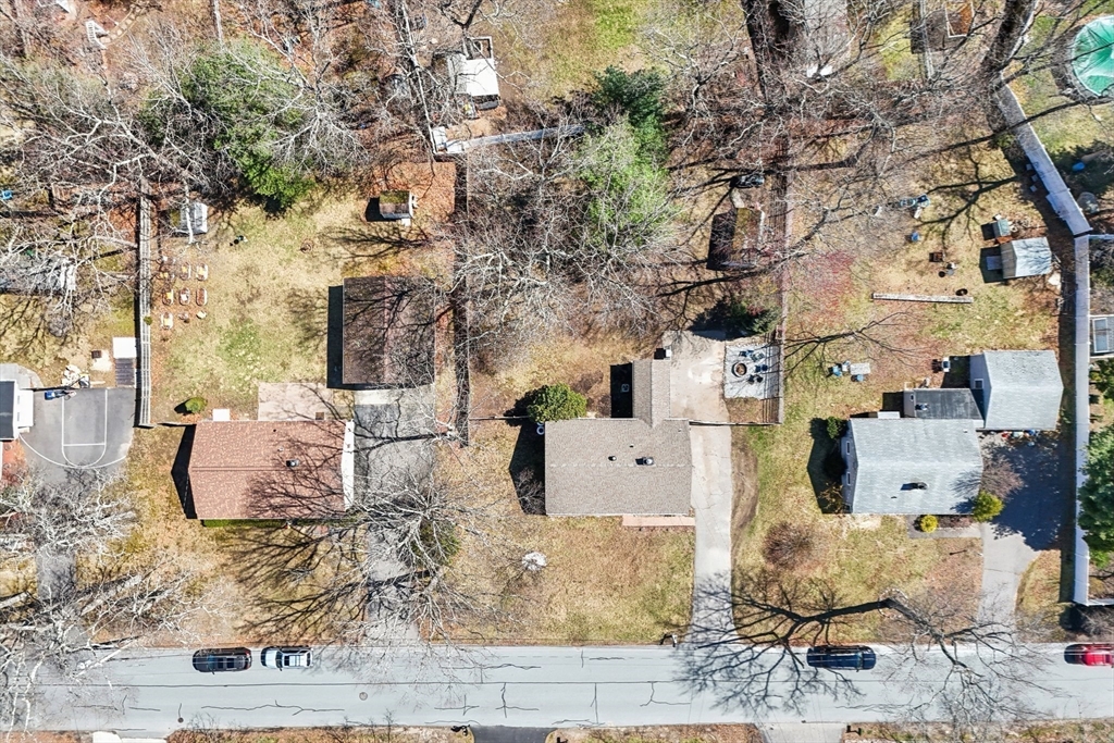 5 Crestwood Ave, Plainville, MA Photo #22