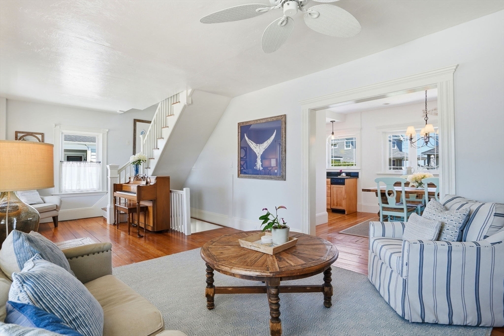 26 Manomet Ave