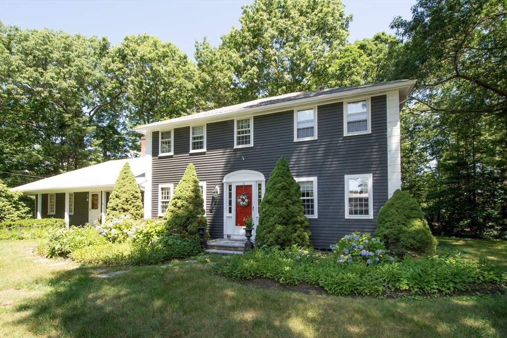 4 Old Forge Rd