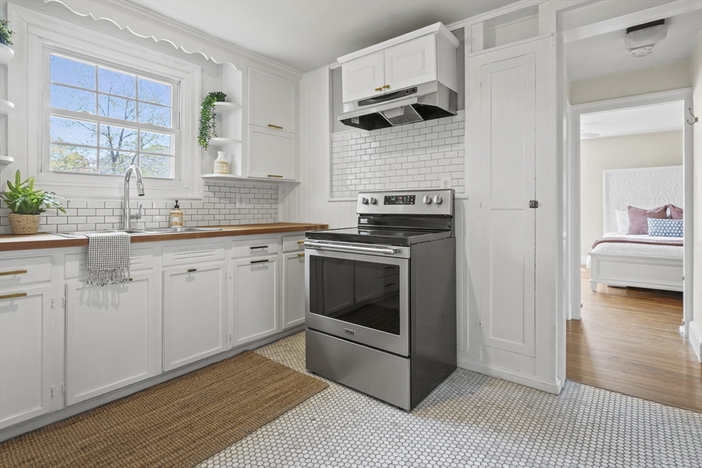 3 Parkview Lane D
