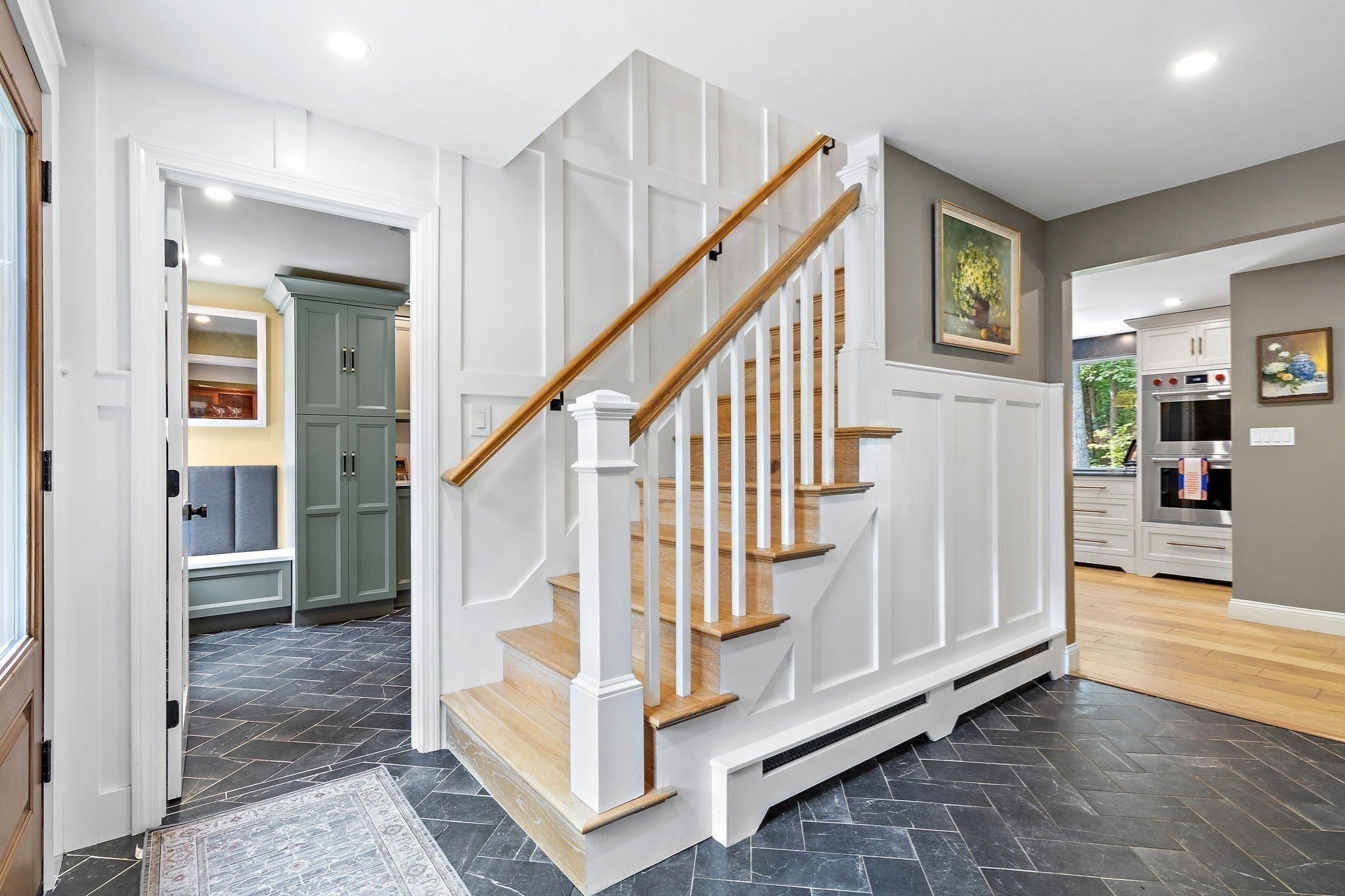 16 Wedgewood Rd