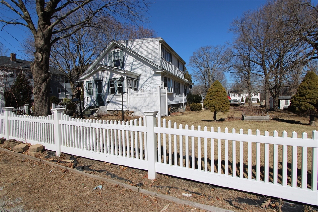 25 Crawford St