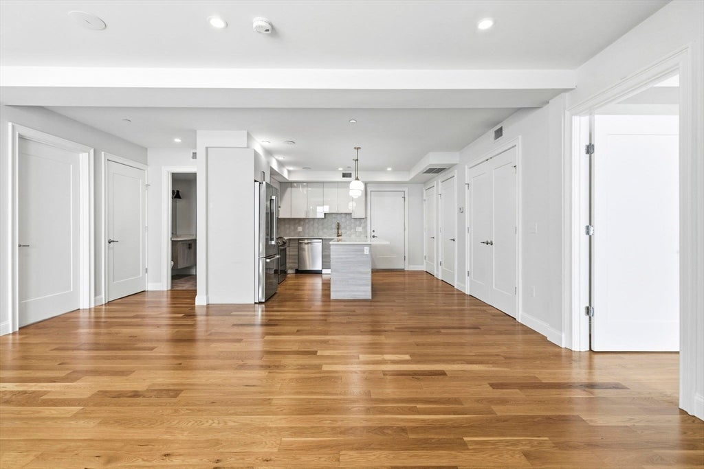 40 Westmoreland St 2