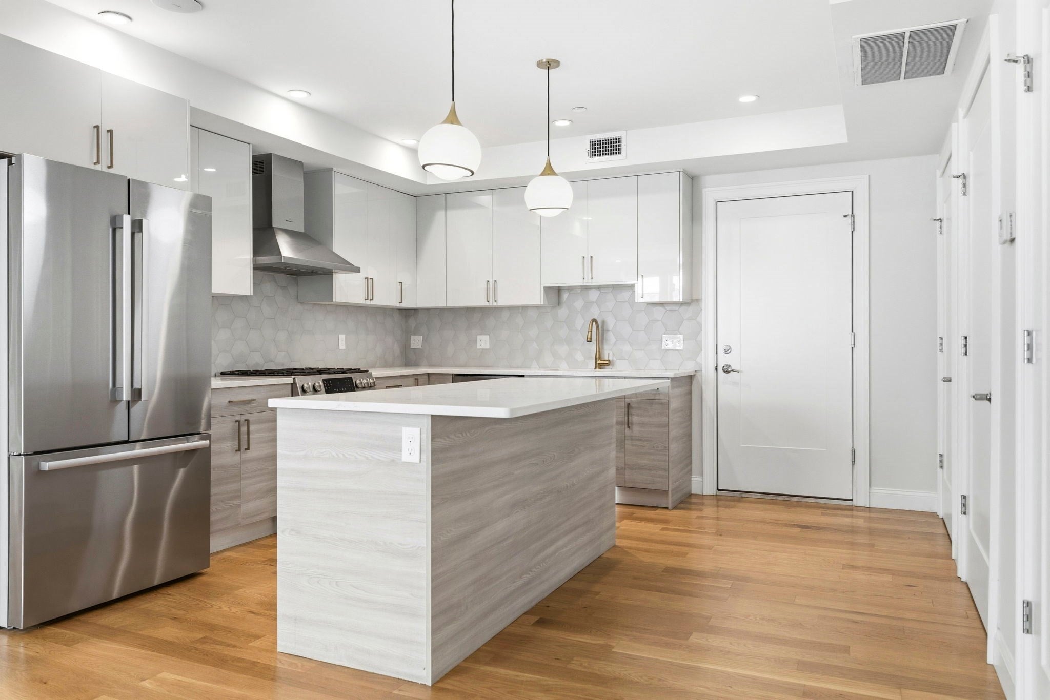 40 Westmoreland St 2, Boston MA 02124