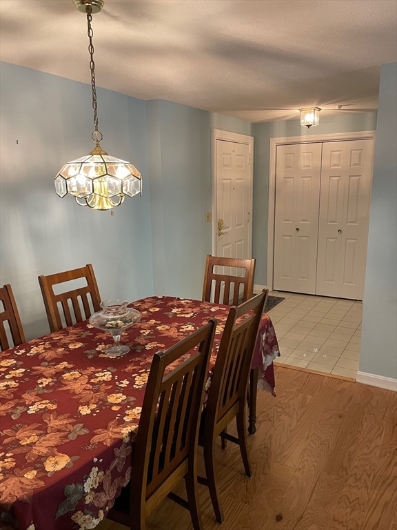 12 Ledgewood Way 1