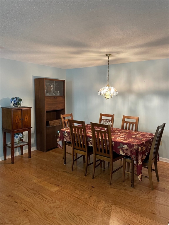 12 Ledgewood Way 1