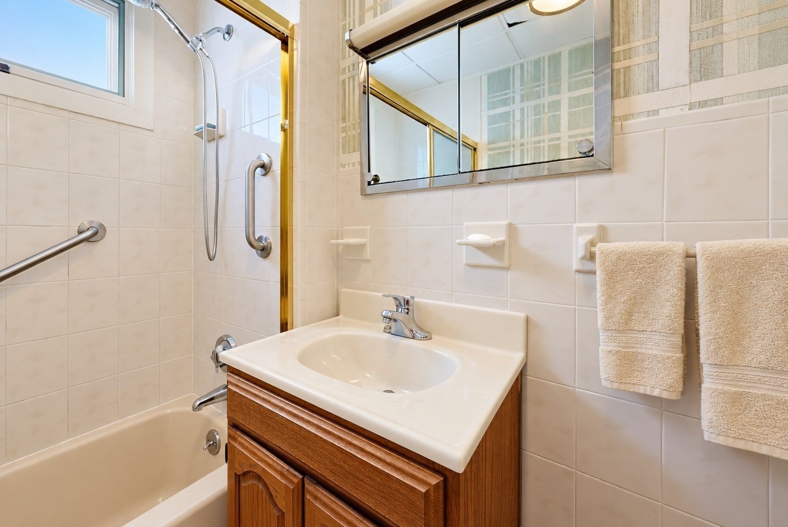 12 Kearney St, Malden, MA Photo #16