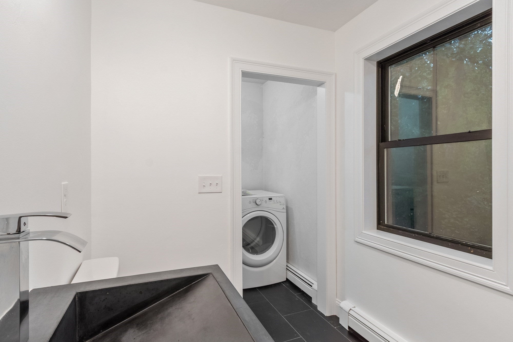 16 E Applewood Dr, Charlton, MA, 16 E Applewood Dr, Charlton, MA Photo #7