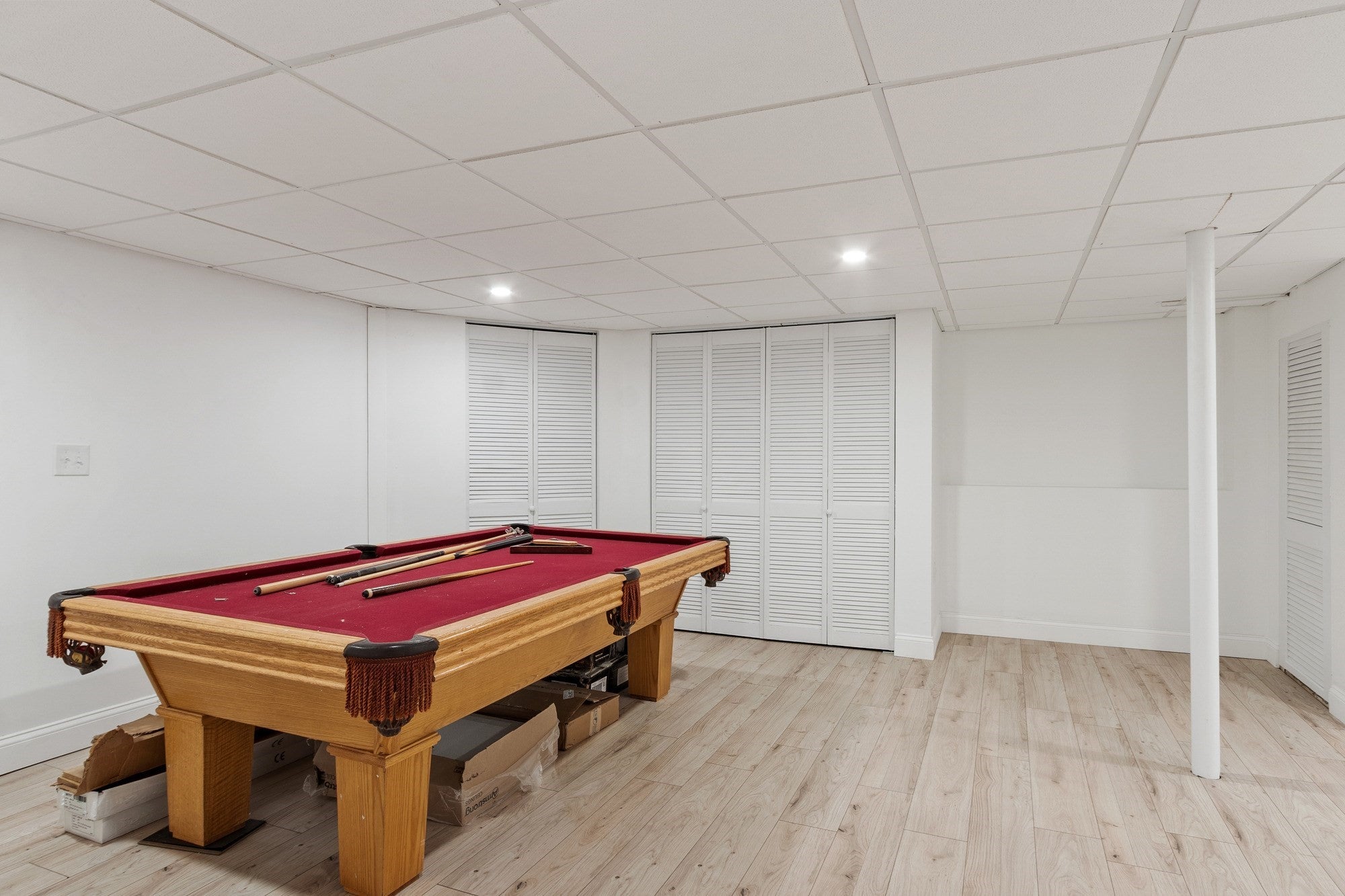 16 E Applewood Dr, Charlton, MA, 16 E Applewood Dr, Charlton, MA Photo #36