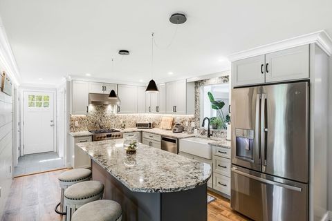 37 Mill Street Amesbury MA 01913