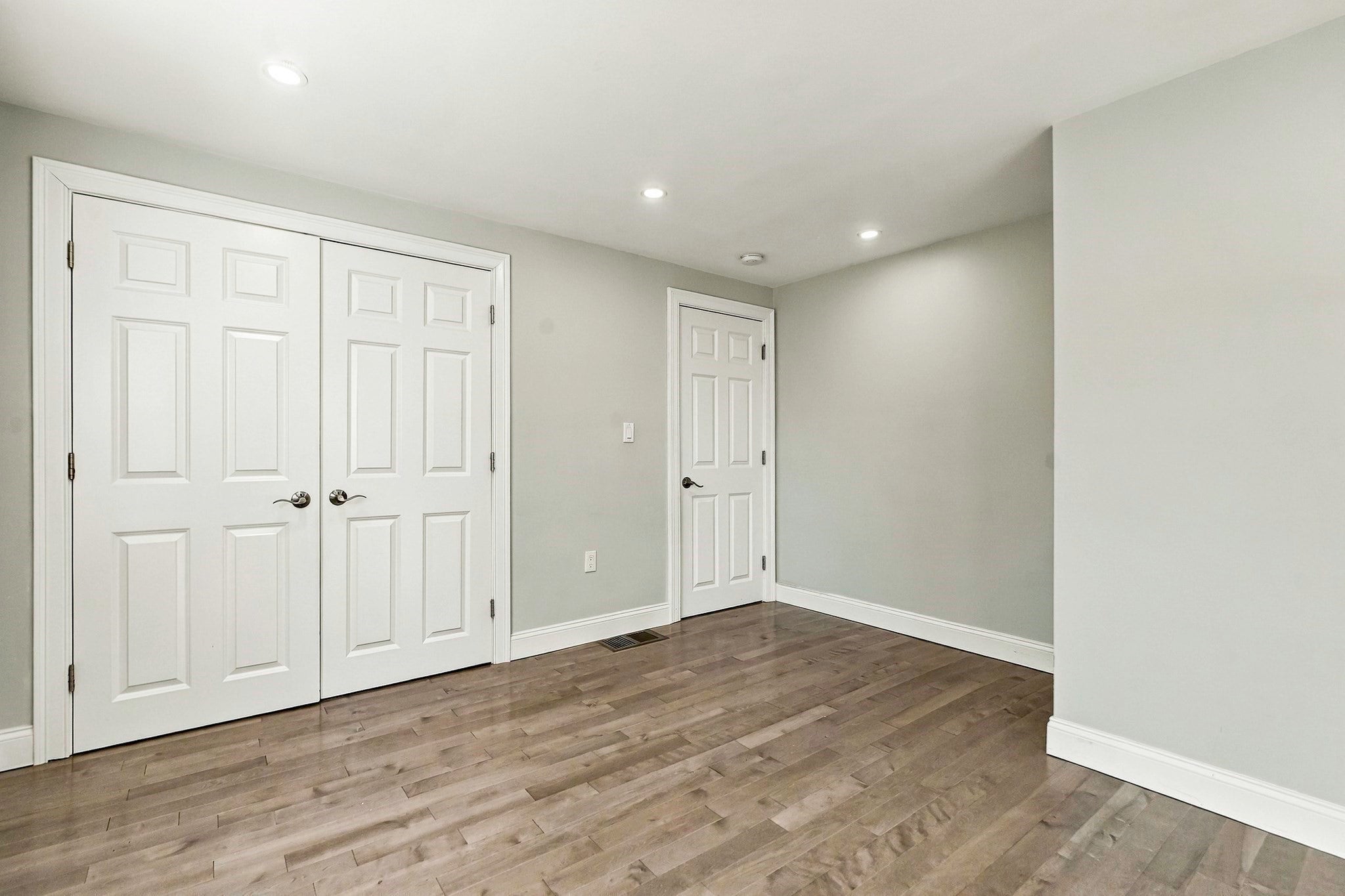 47 Rosedale Rd, Watertown, MA Photo #18
