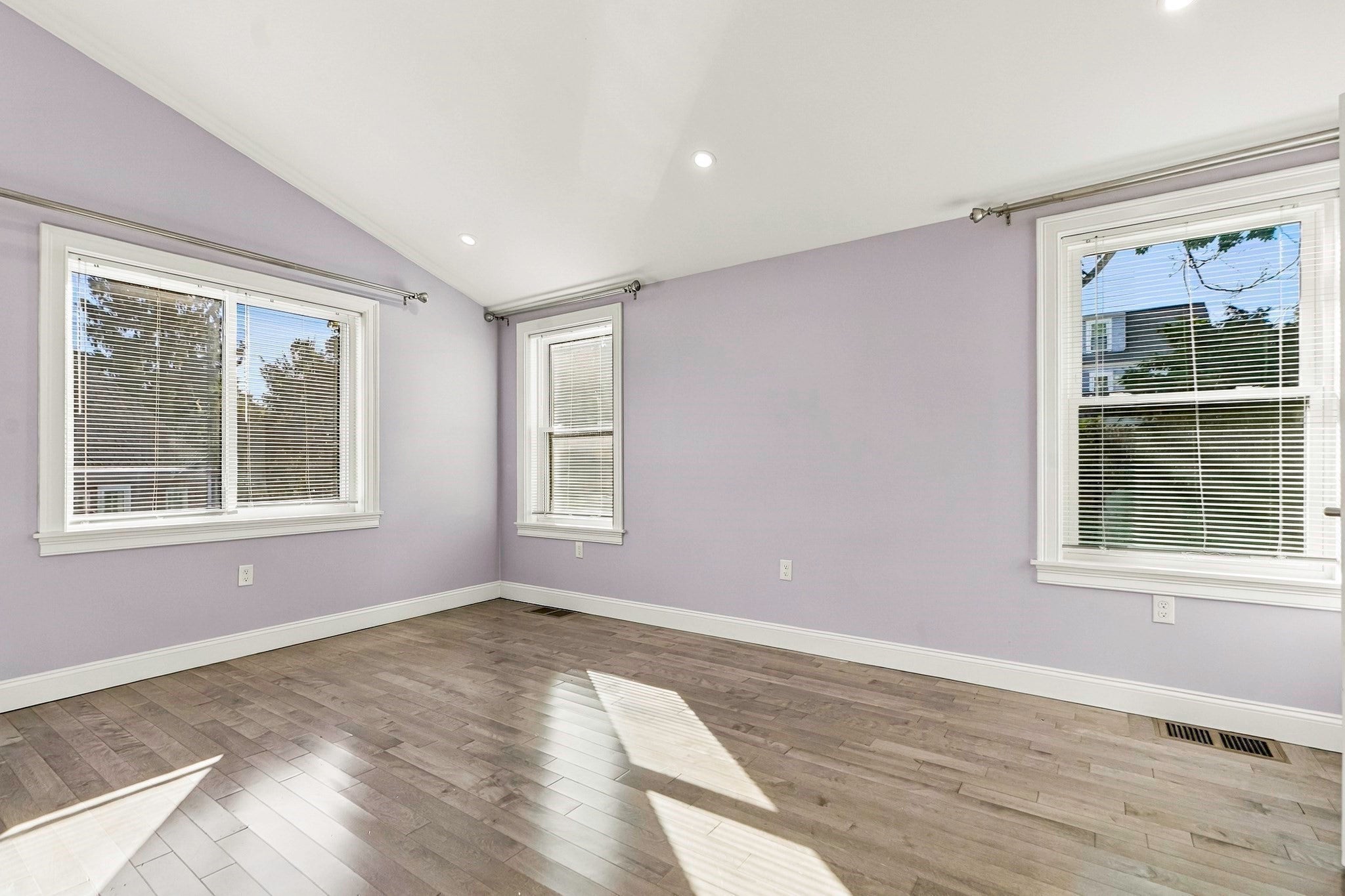 47 Rosedale Rd, Watertown, MA Photo #22