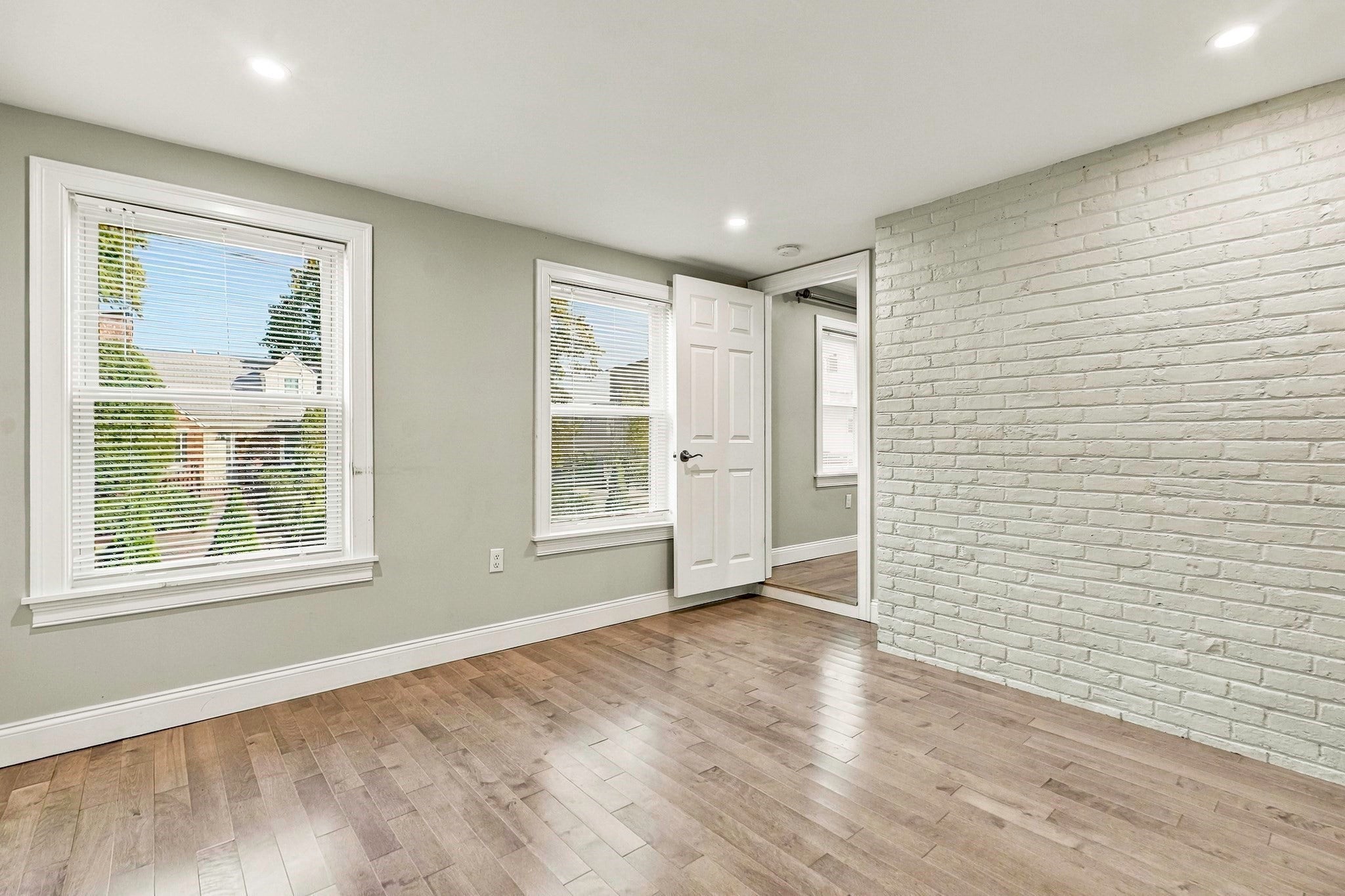 47 Rosedale Rd, Watertown, MA Photo #27