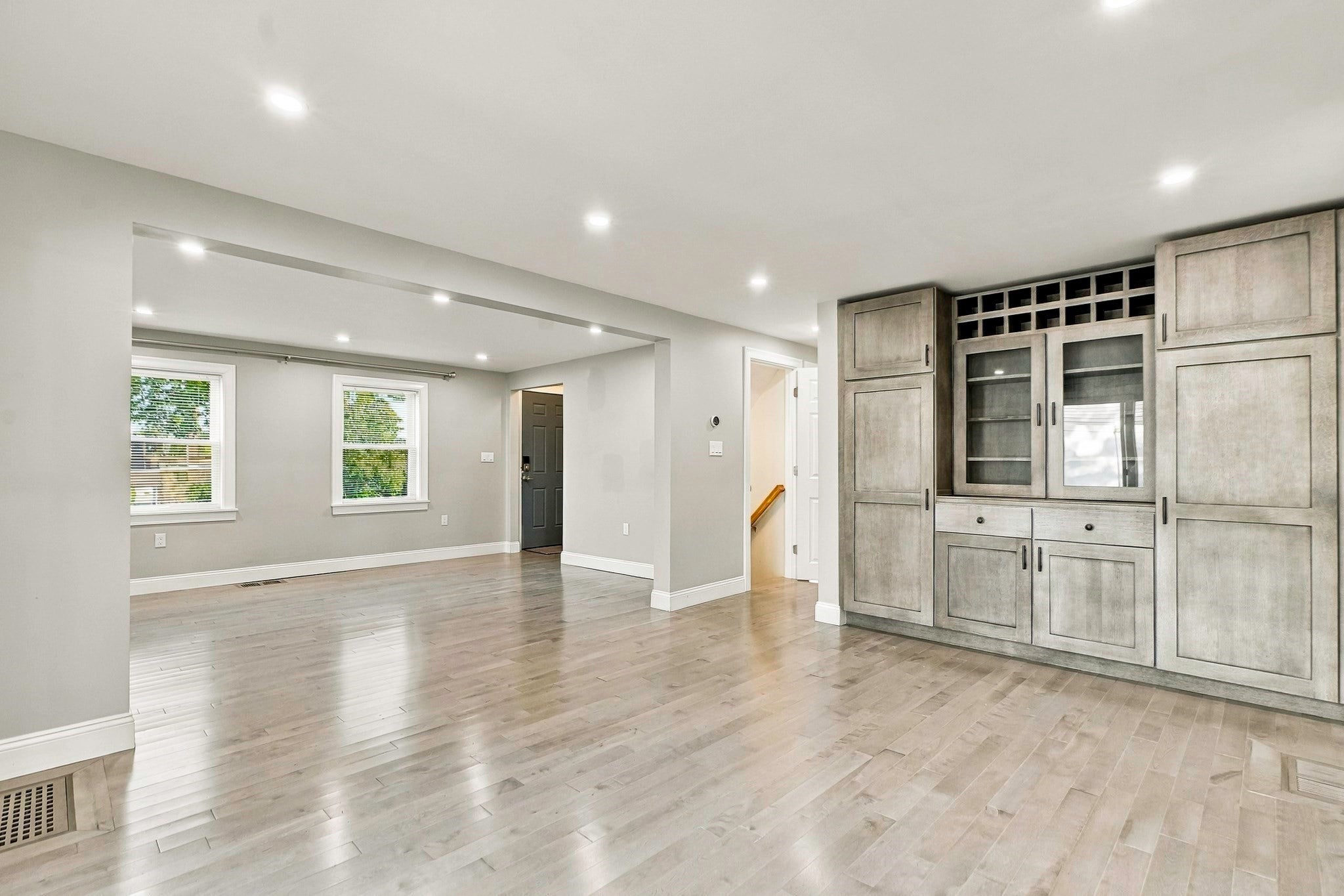 47 Rosedale Rd, Watertown, MA Photo #12