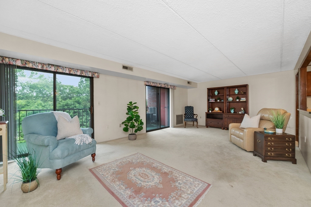 146 Marble St 404