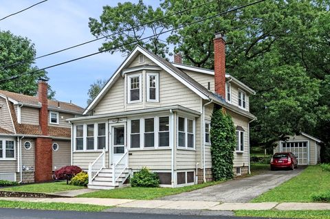 33 Intervale Ave Saugus MA 01906