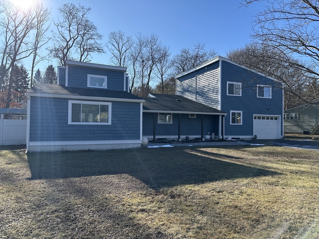 10 Dundee Dr.