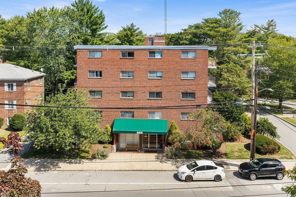 Photo of 995 Massachusetts Ave, Arlington, MA