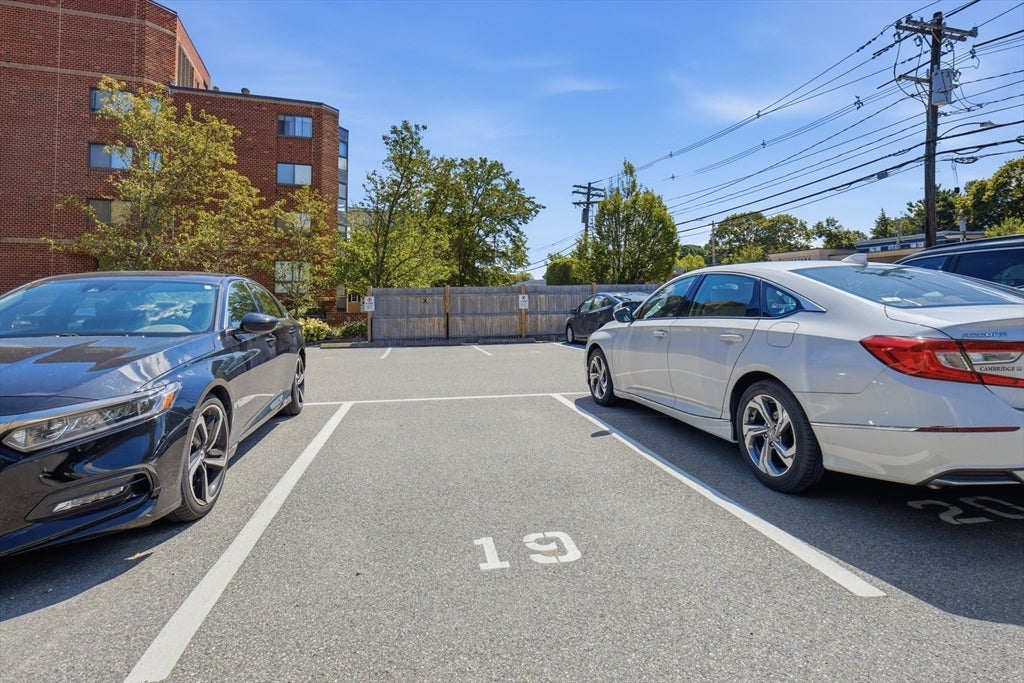 995 Massachusetts Ave #206, Arlington, MA Photo #24