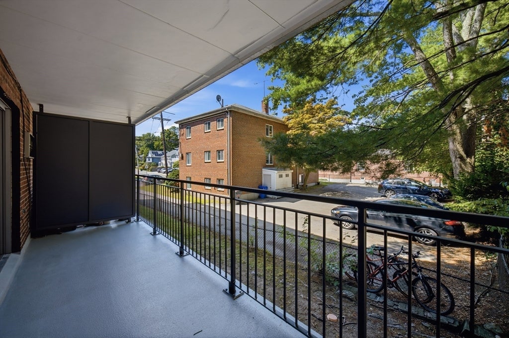 995 Massachusetts Ave #206, Arlington, MA Photo #8