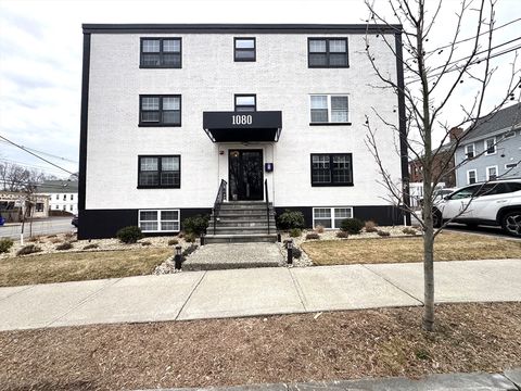 Photo of 1080 Mass Ave #1, Arlington, MA 02476 (MLS # 73486323)