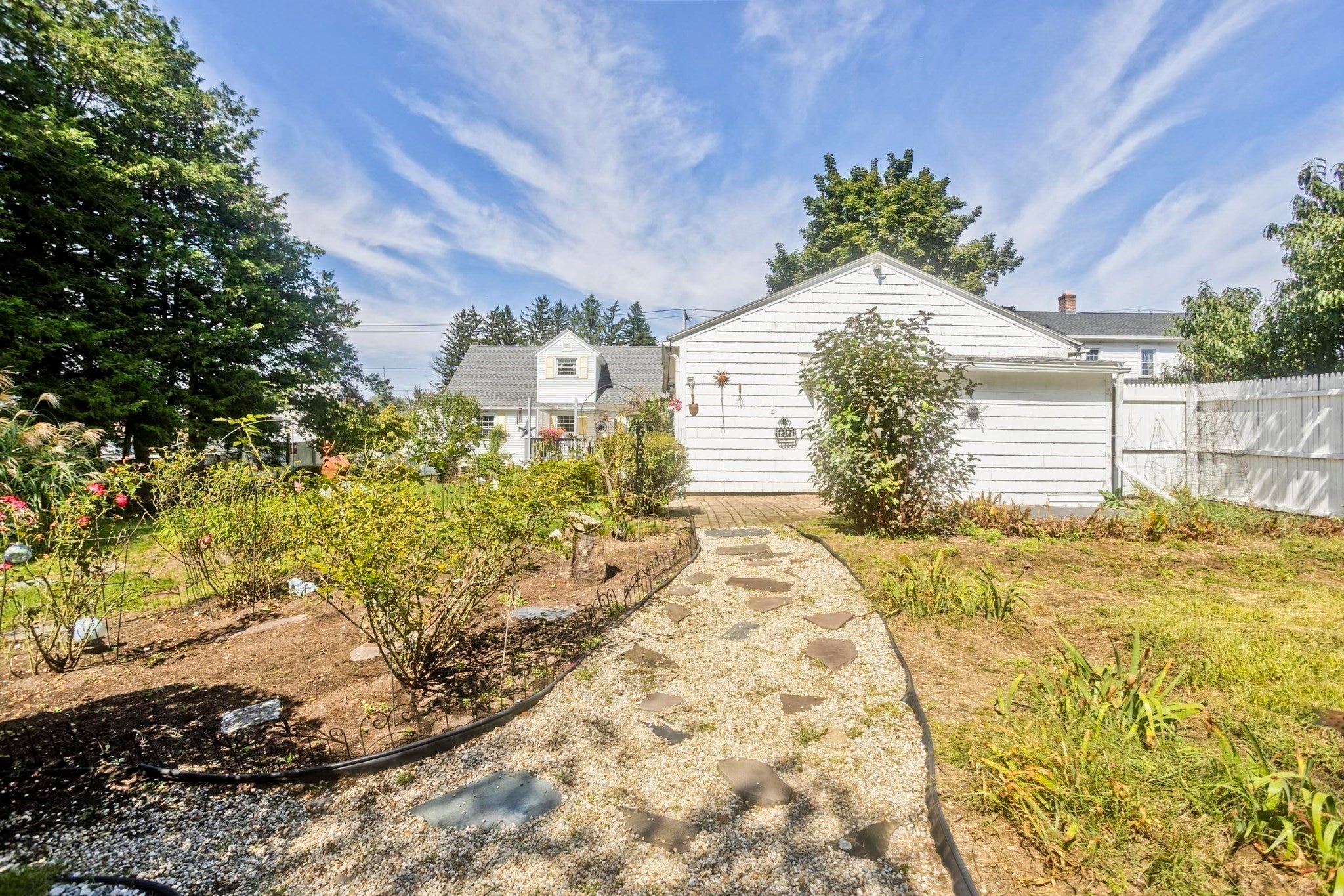 65 Beauchamp Terrace, Chicopee, MA Photo #30