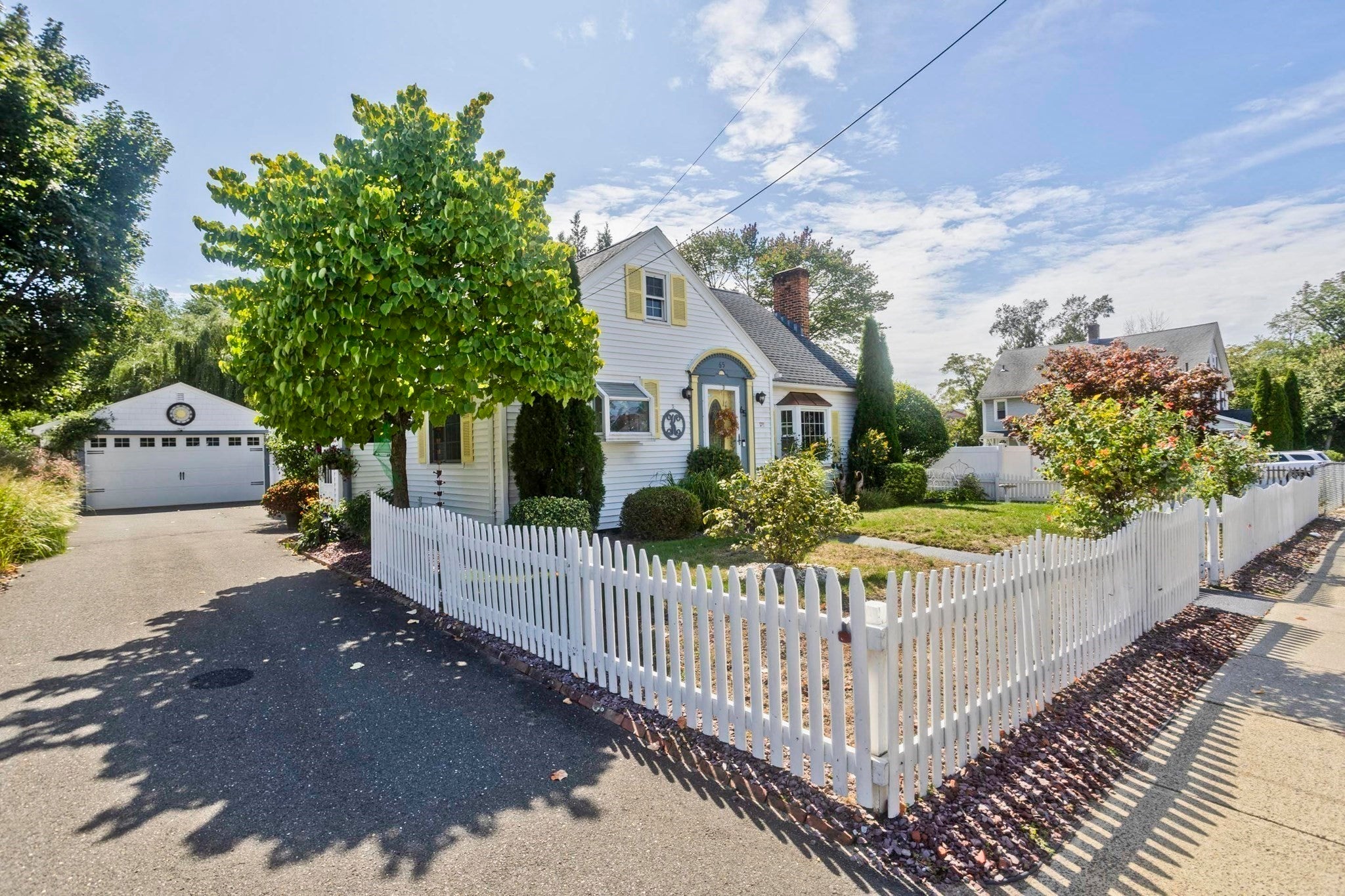 65 Beauchamp Terrace, Chicopee, MA Photo #22