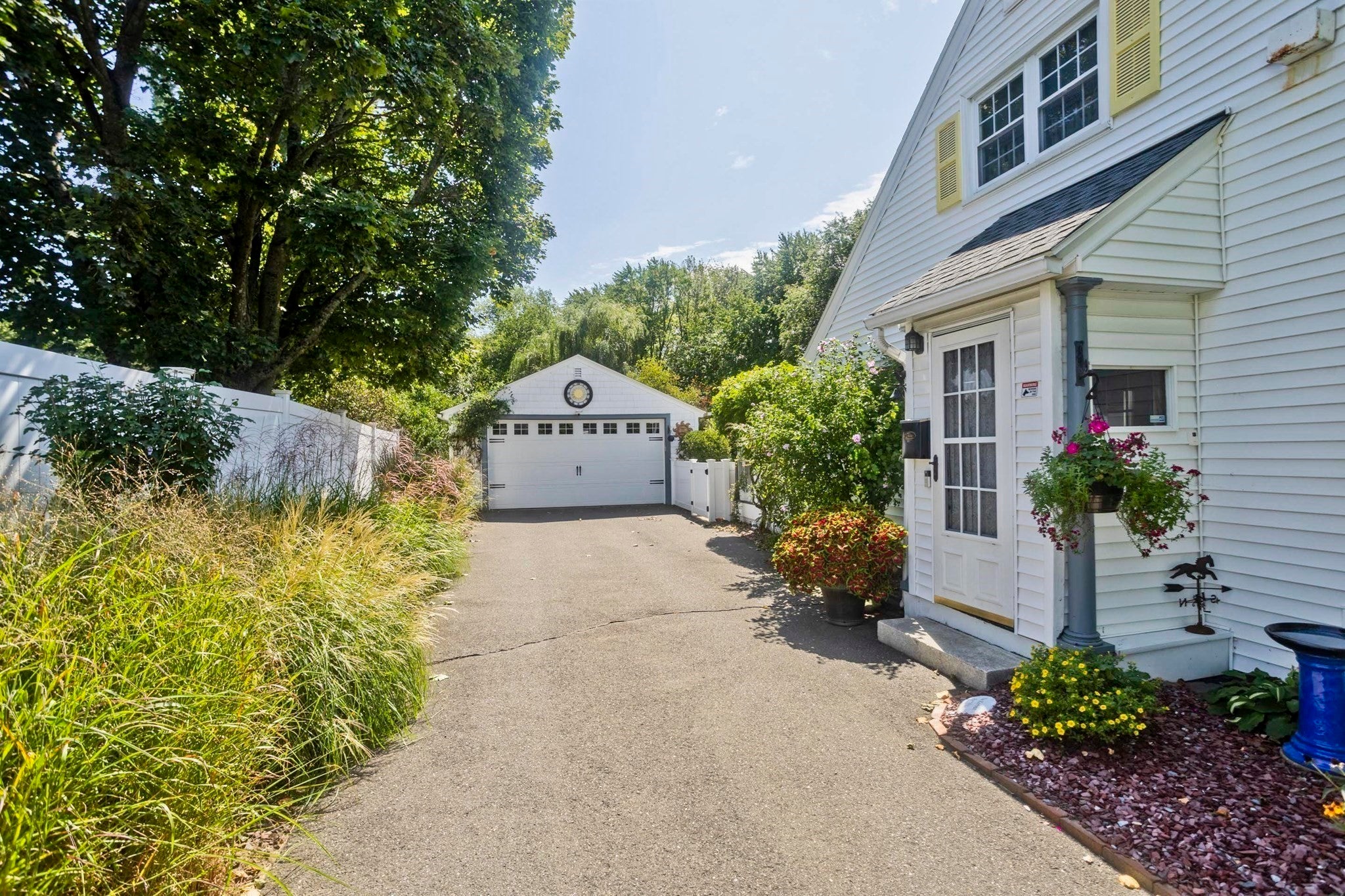 65 Beauchamp Terrace, Chicopee, MA Photo #23